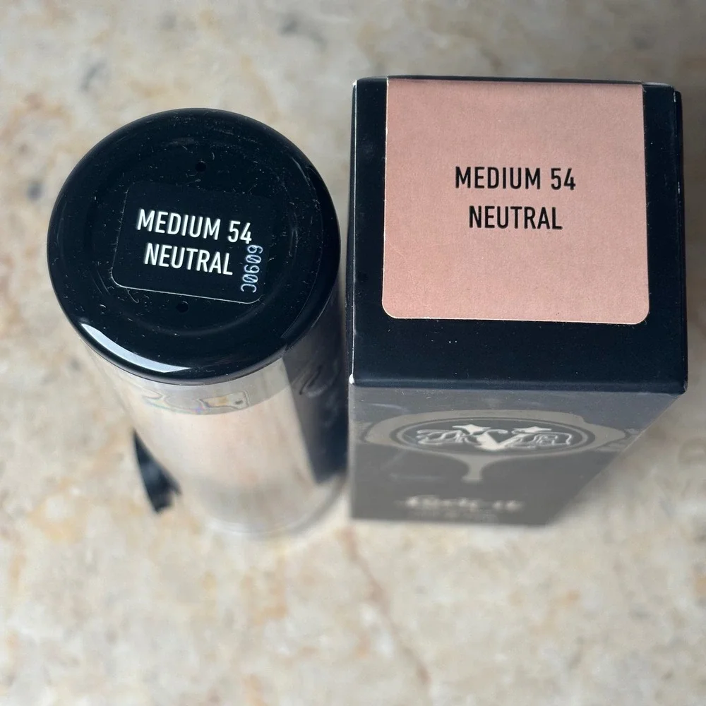 Kat Von D Lock-It Foundation 1oz Medium 54 Neutral Full Coverage Matte Liquid